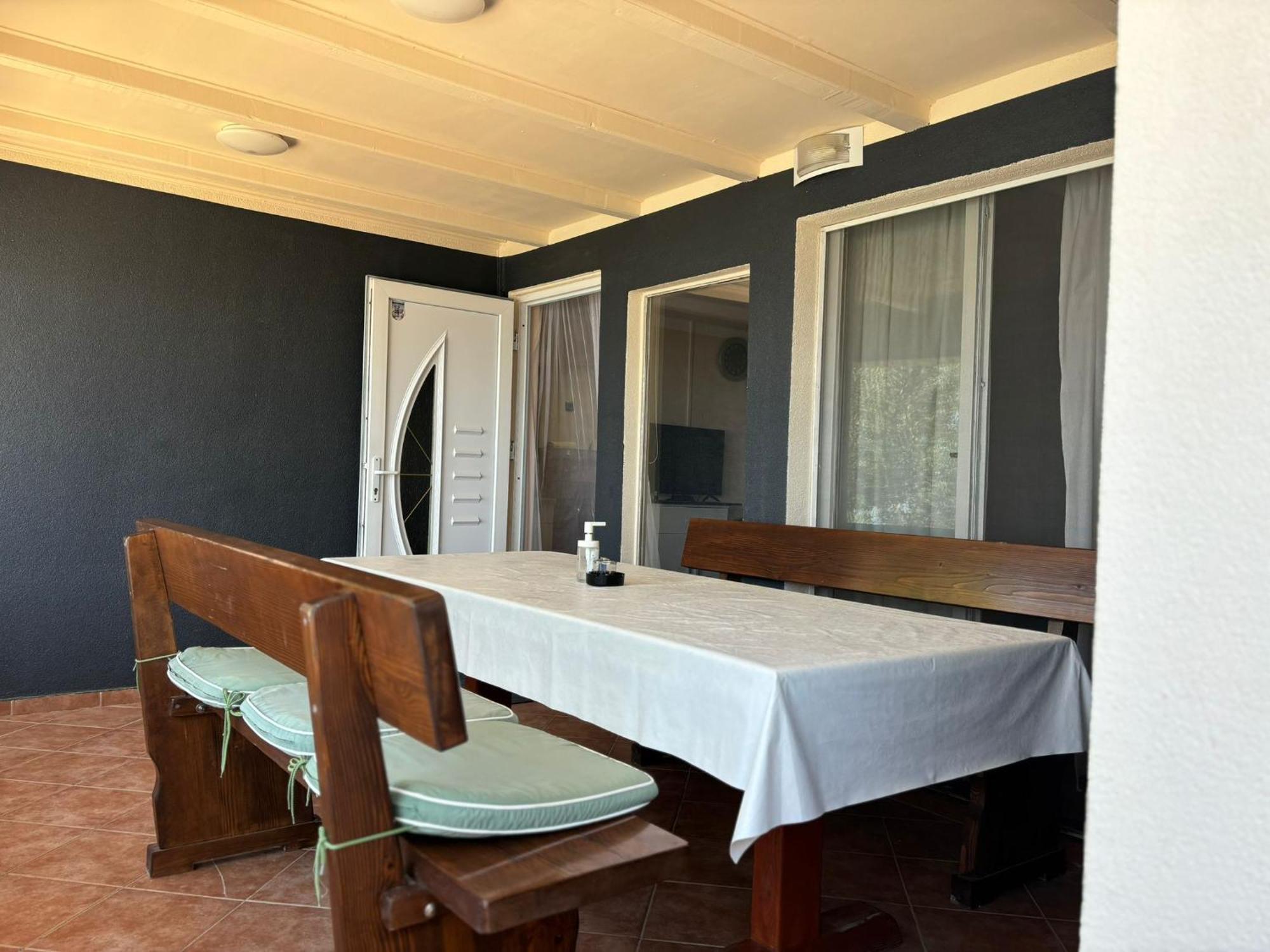 Apartmani Bosnjak Starigrad Paklenica Zimmer foto