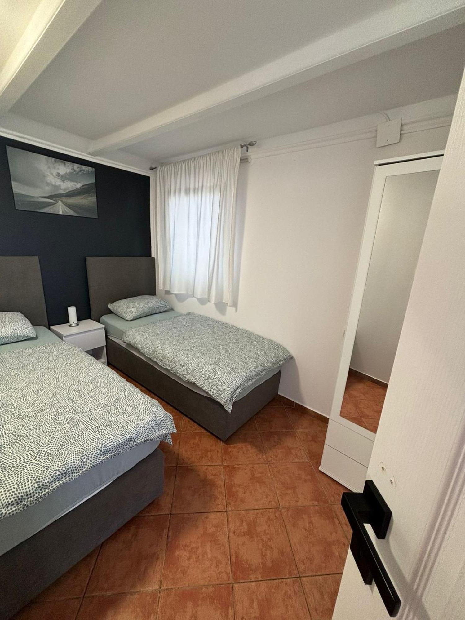 Apartmani Bosnjak Starigrad Paklenica Zimmer foto